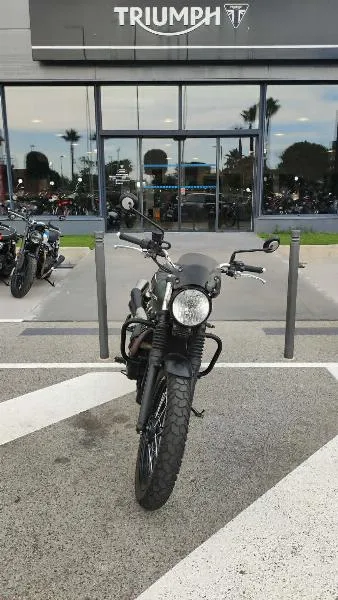 SCRAMBLER 900