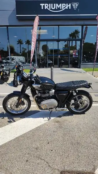 Bonneville T100