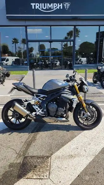 SPEED TRIPLE 1200 RS