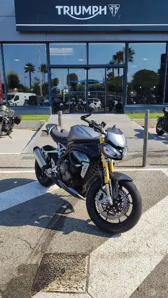 SPEED TRIPLE 1200 RS
