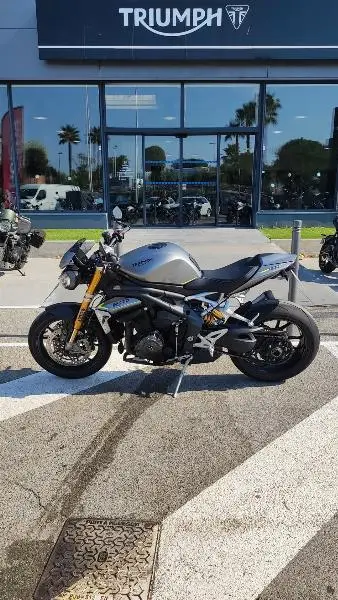 SPEED TRIPLE 1200 RS
