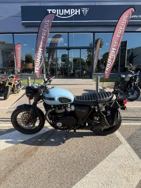 Bonneville T120 Black