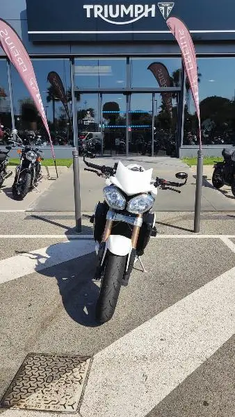 SPEED TRIPLE 1050
