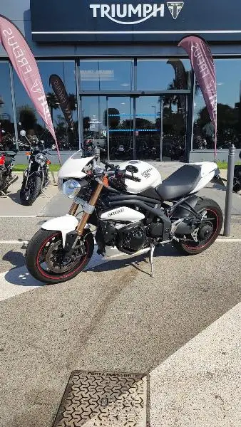 SPEED TRIPLE 1050