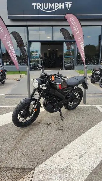 XSR 125
