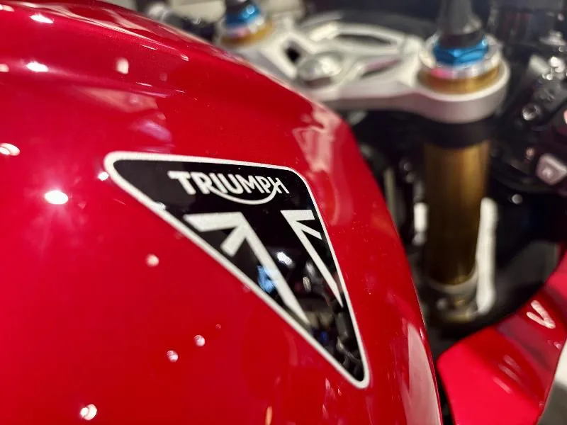 SPEED TRIPLE 1200 RR