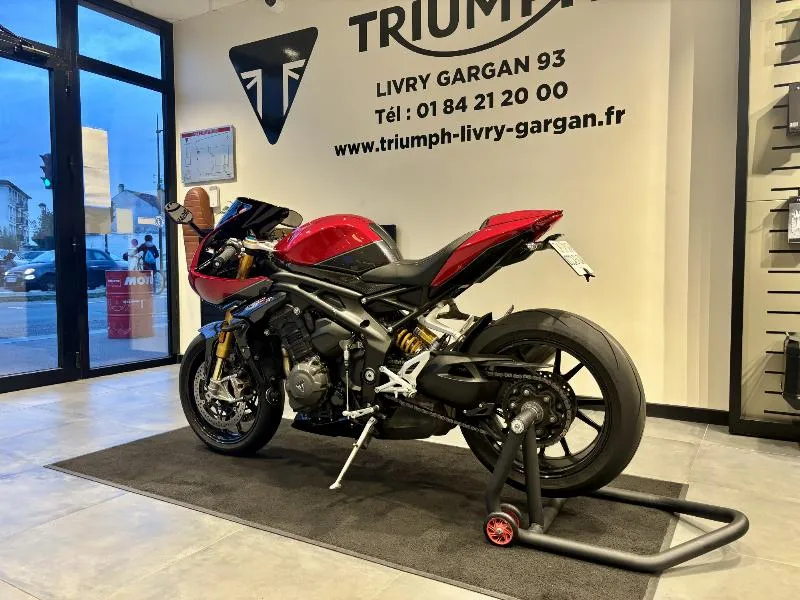 SPEED TRIPLE 1200 RR