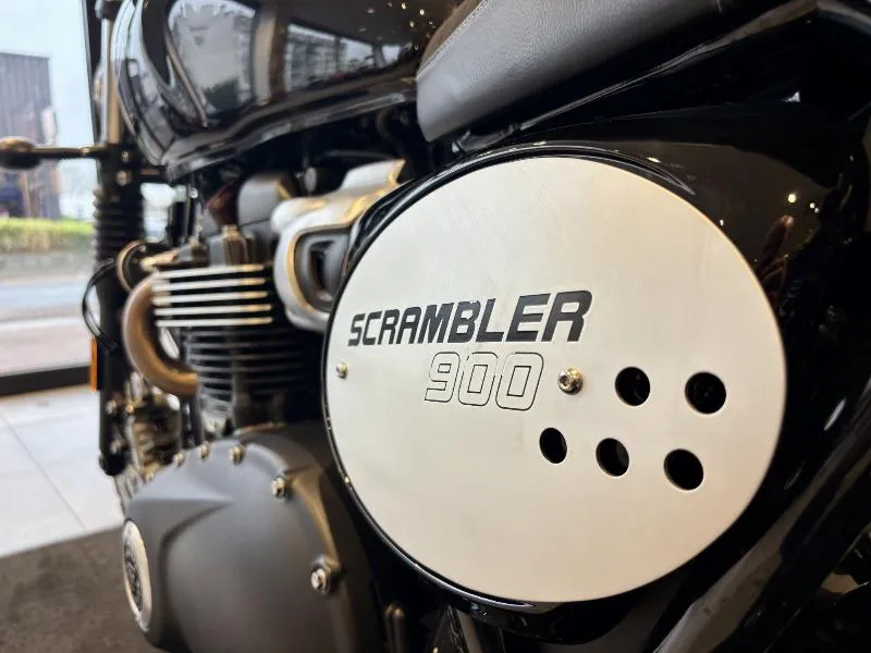 SCRAMBLER 900