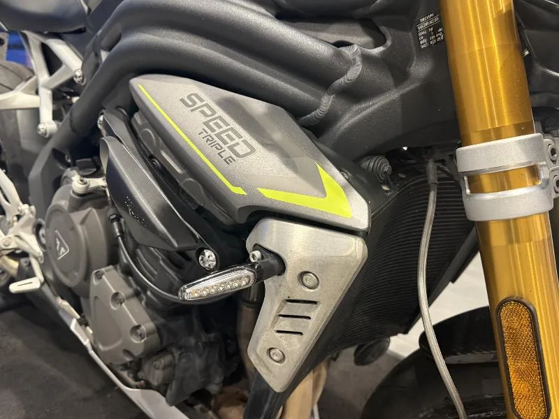 SPEED TRIPLE 1200 RS