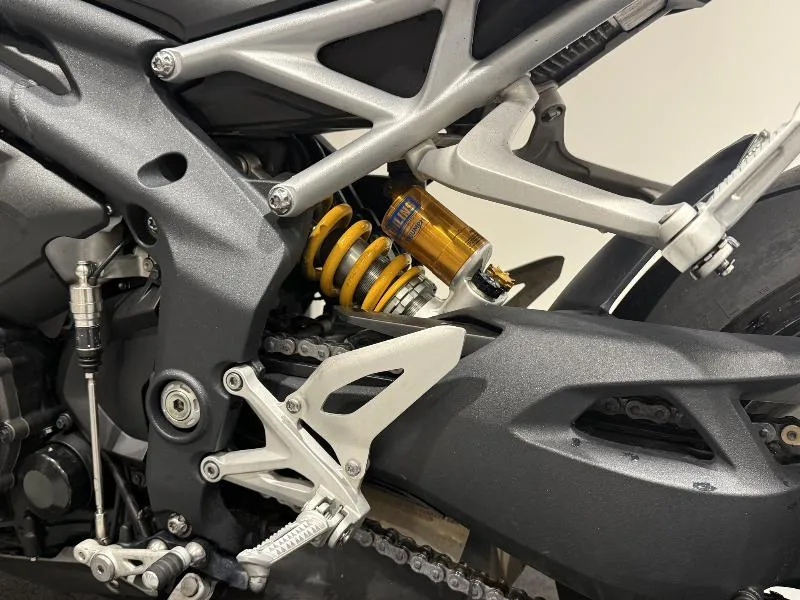 SPEED TRIPLE 1200 RS