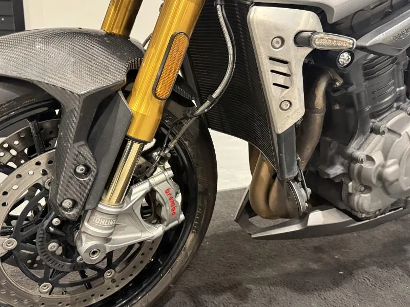 SPEED TRIPLE 1200 RS