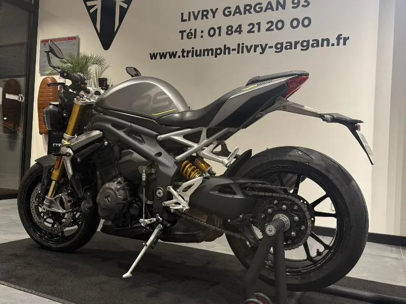 SPEED TRIPLE 1200 RS