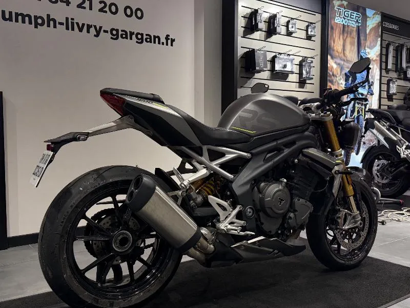 SPEED TRIPLE 1200 RS