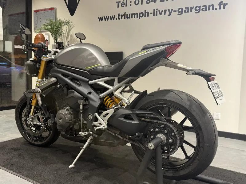 SPEED TRIPLE 1200 RS