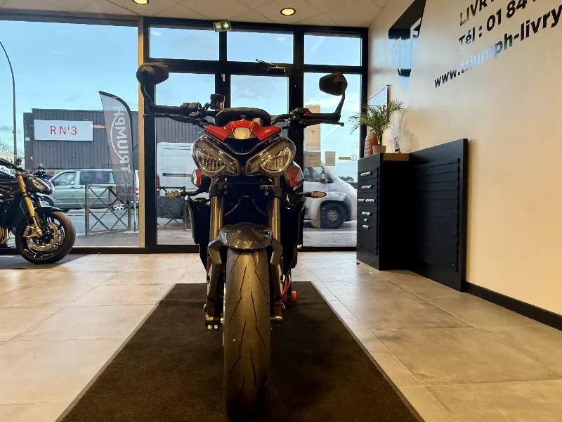 STREET TRIPLE 765 RS