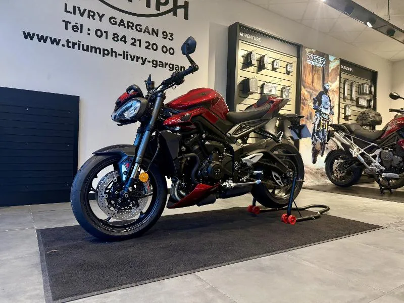 STREET TRIPLE 765 RS
