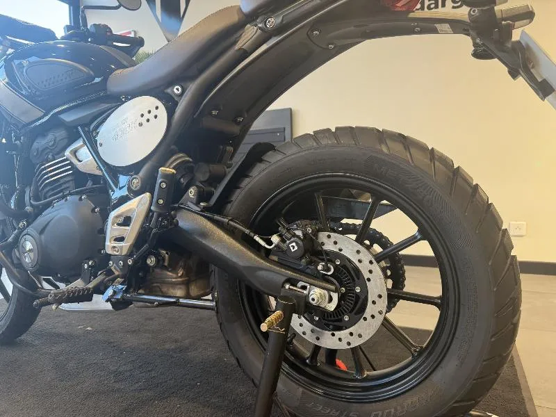 Scrambler 400 X