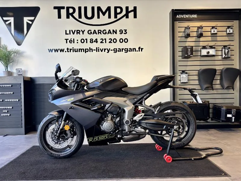 	DAYTONA 660