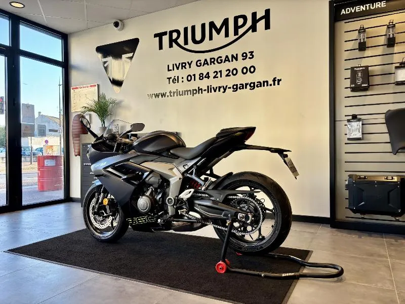 	DAYTONA 660