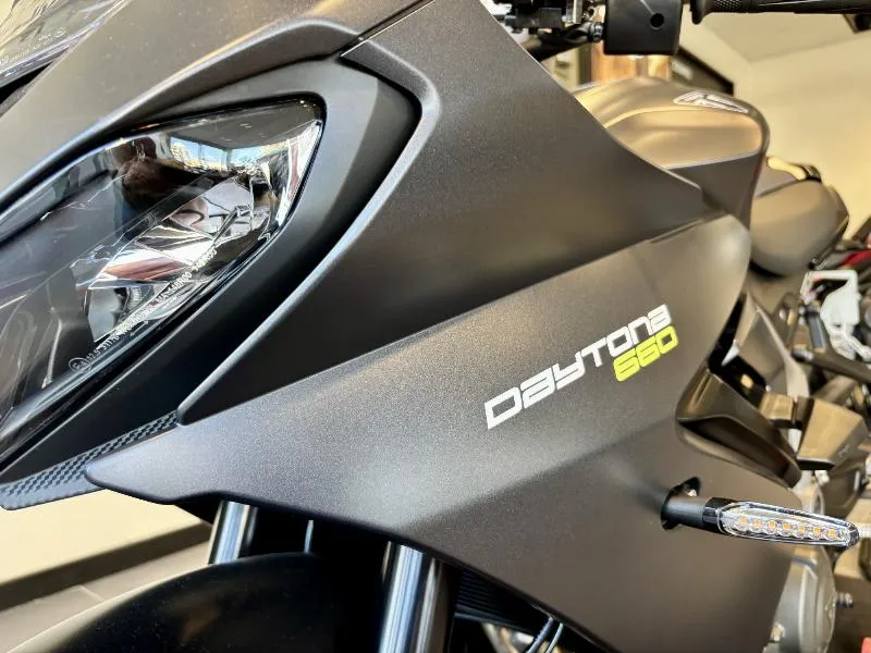 	DAYTONA 660