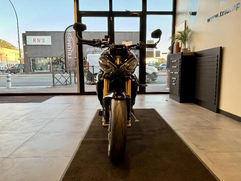 SPEED TRIPLE 1200 RS