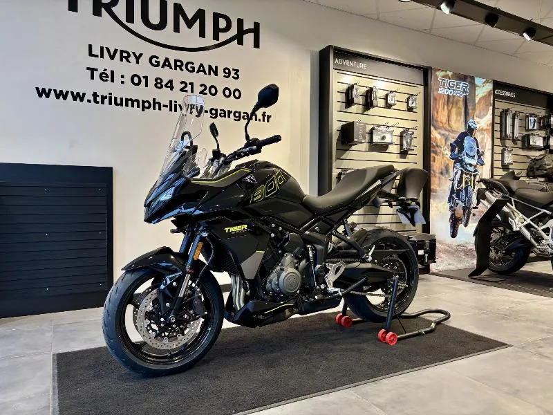 TIGER 800