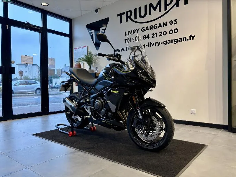 TIGER 800