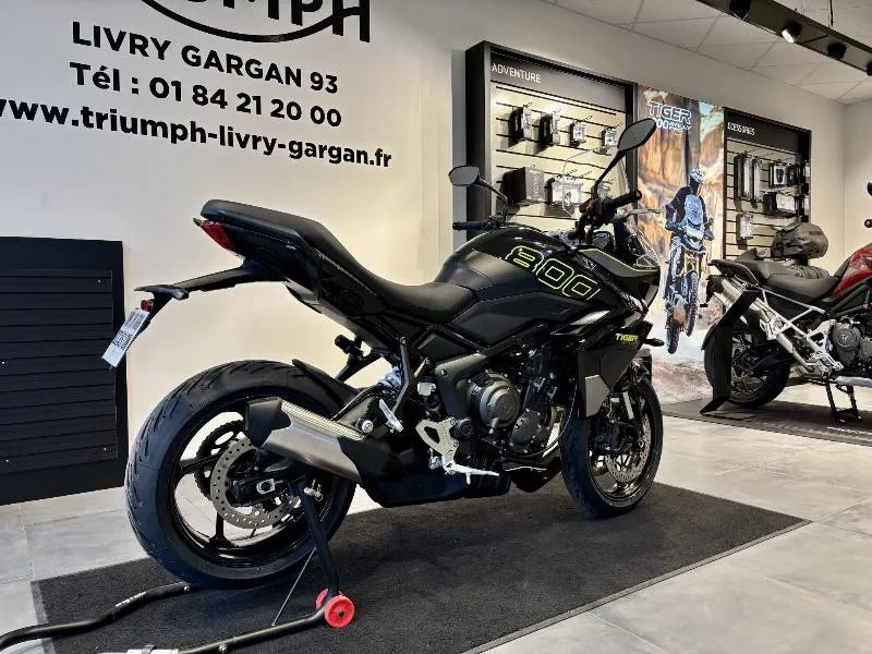 TIGER 800
