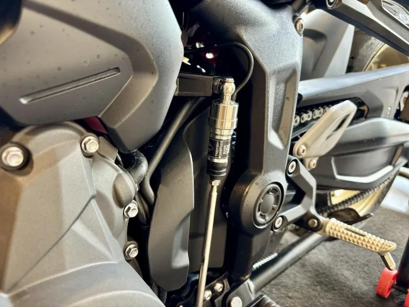 TRIDENT 800