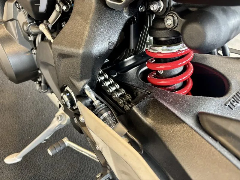 STREET TRIPLE 765 R A2