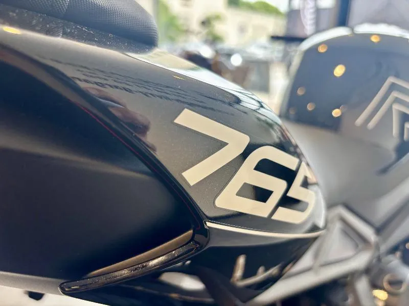 STREET TRIPLE 765 R A2