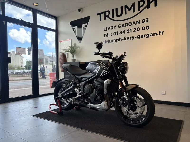 TRIDENT 660