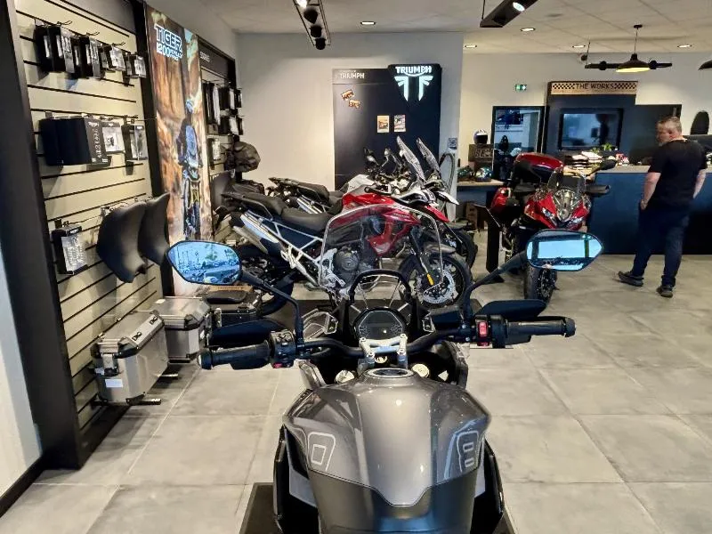 TIGER SPORT 800