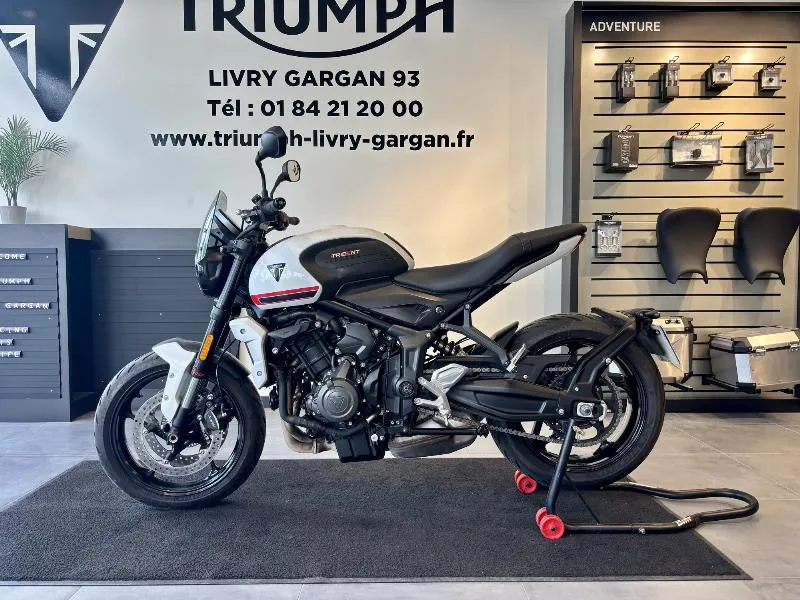 TRIDENT 660
