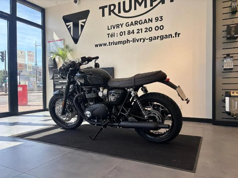 Bonneville T120 Black