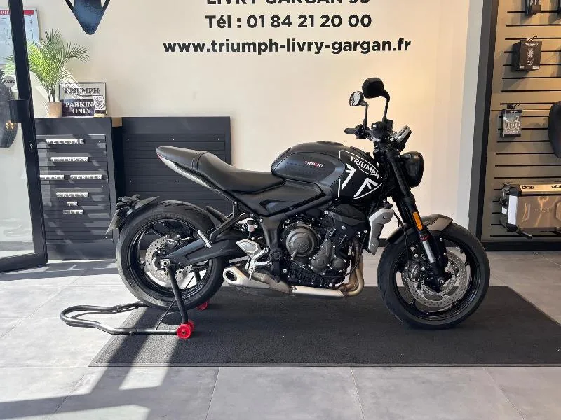 TRIDENT 660