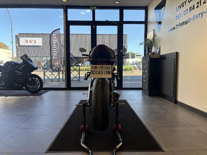 STREET TRIPLE 765 RS