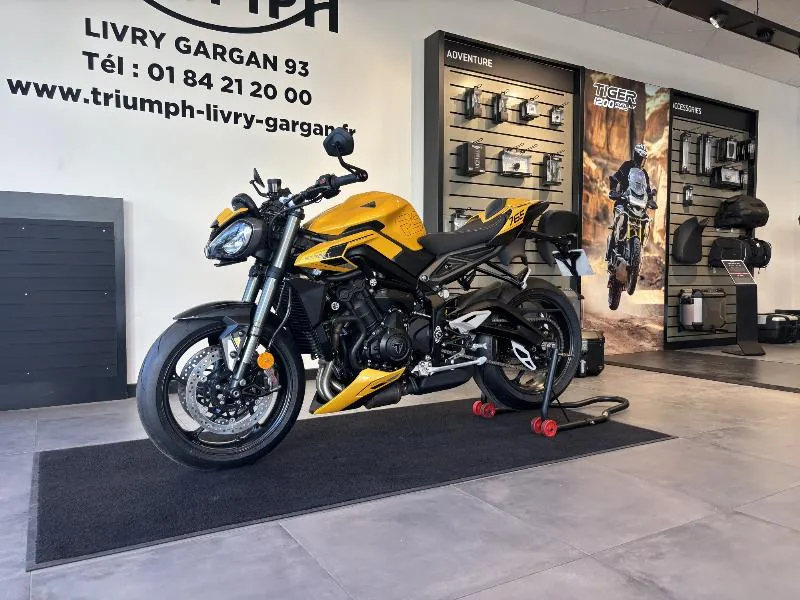 STREET TRIPLE 765 RS