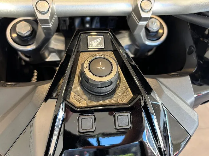XADV 750 DCT
