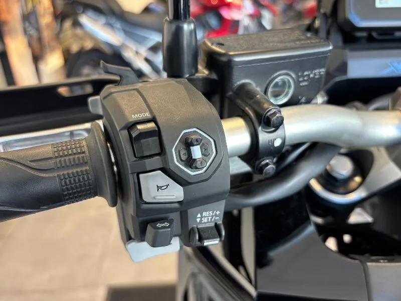 XADV 750 DCT