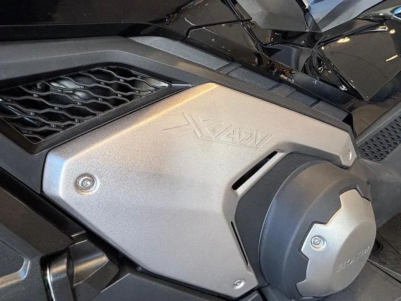XADV 750 DCT