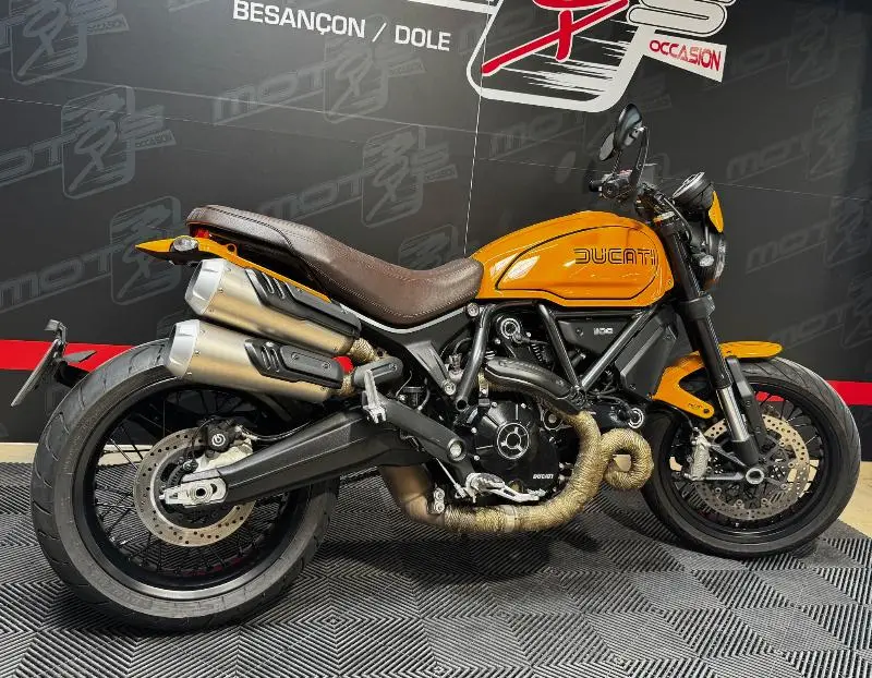 SCRAMBLER 1100 TRIBUTE PRO