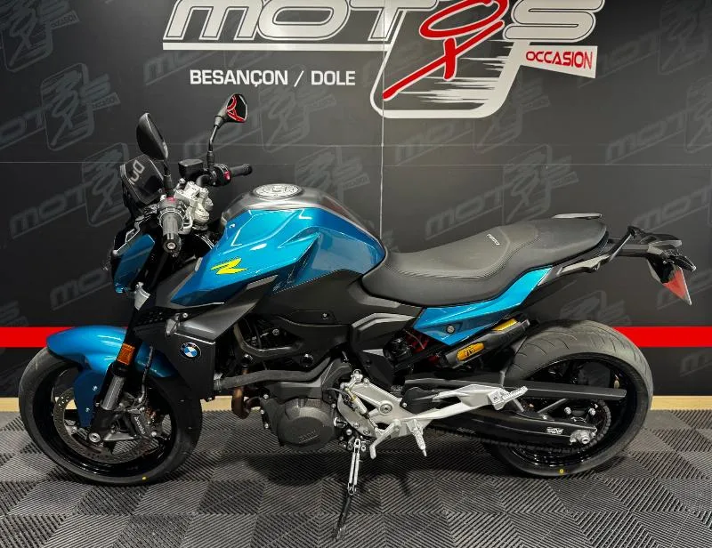 F 900 R