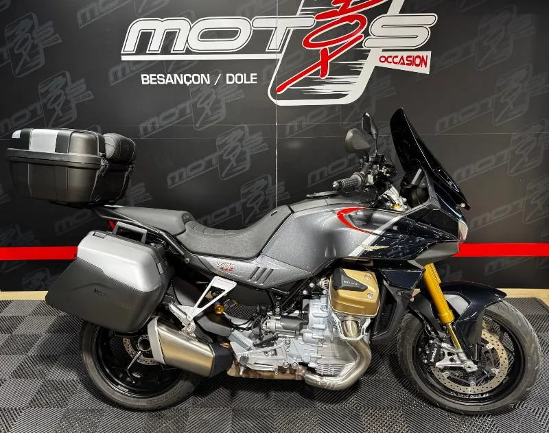 V100  MANDELLO
