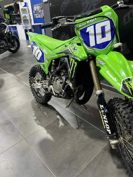 KX