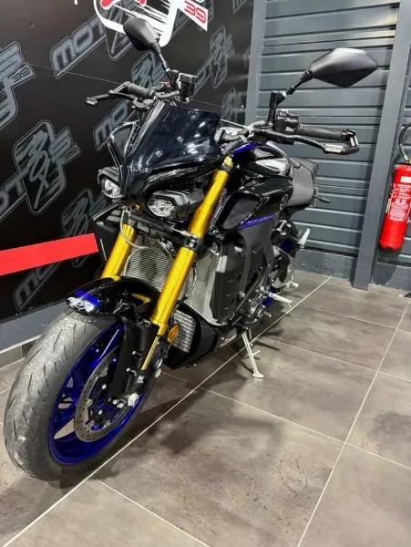 MT10 SP