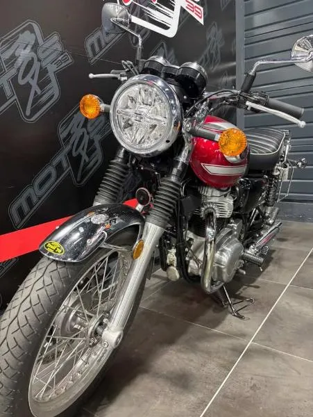 W 800