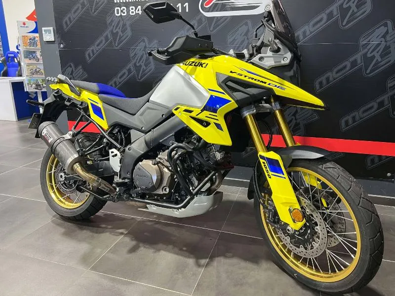 DL VSTROM 1050DE
