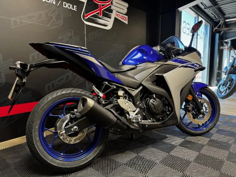 YZFR3