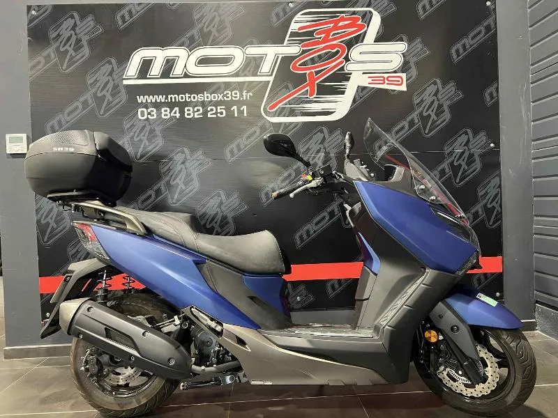 X.TOWN 125